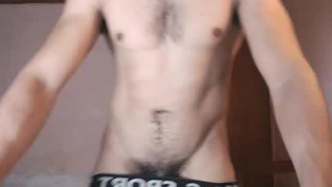 Snapshot of uliseshot450305 chatting on March 2025 11:59:02 PM Ulises Gomez online show from March 2025 11:59:02 PM
