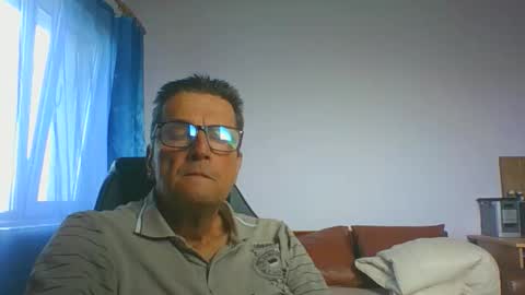 ulmeni4 online show from October 2025 08:59:01 AM