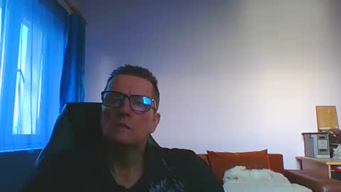 ulmeni4 online show from December 2025 01:38:01 PM