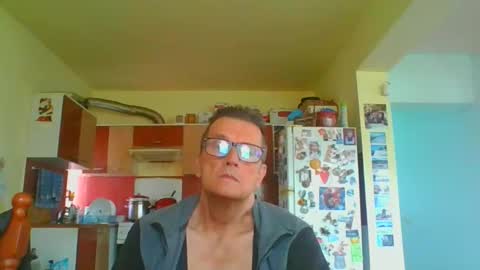 ulmeni7 online show from April 2026 12:22:02 PM