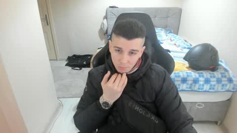 hi im mike tyson -  online show from January 2025 07:37:01 PM