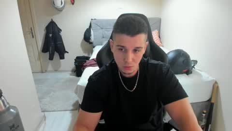 hi im mike tyson -  online show from September 2025 06:18:01 PM