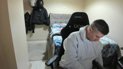 hi im mike tyson -  online show from February 2026 08:12:01 PM