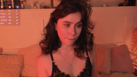 Una  online show from March 2026 09:26:02 AM