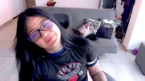 Franchesca  online show from January 2026 06:35:01 PM