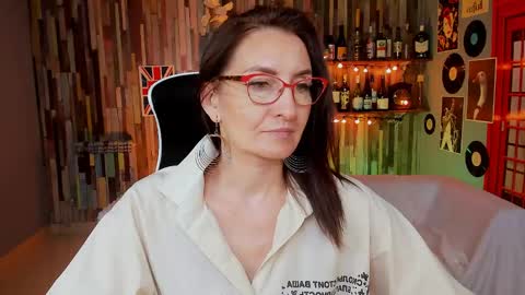 UnaTera online show from May 2026 06:19:02 AM