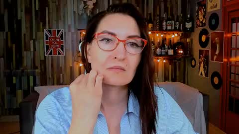 UnaTera online show from May 2026 06:30:01 AM