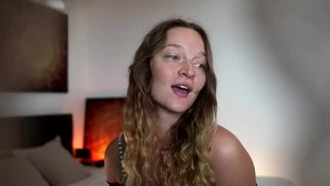 Snapshot of unbelievable__ chatting on January 2026 02:04:01 AM Sasha online show from January 2026 02:04:01 AM