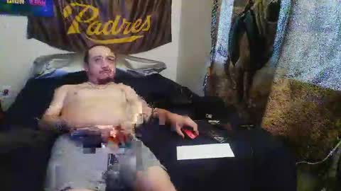 Latino  uncut online show from May 2026 06:47:02 PM