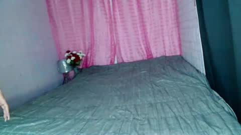 Snapshot of uncut_queen chatting on July 2026 12:57:02 AM LOVELY JANE online show from July 2026 12:57:02 AM