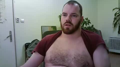 Snapshot of uncut_strong chatting on December 2024 06:44:01 PM Uncut Strong online show from December 2024 06:44:01 PM