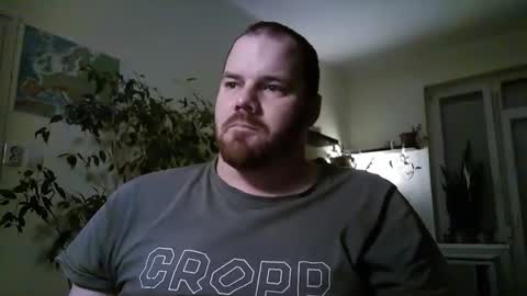 Snapshot of uncut_strong chatting on February 2026 06:04:01 PM Uncut Strong online show from February 2026 06:04:01 PM