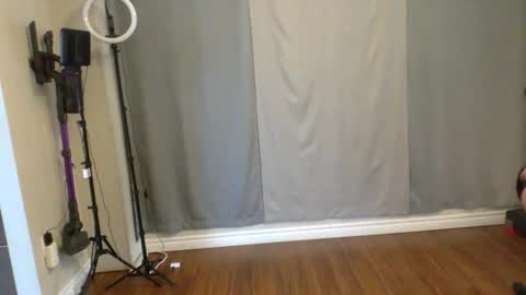 Buzz Bigcock online show from April 2026 07:58:02 PM