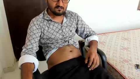 Snapshot of uncutraja chatting on March 2025 03:30:01 AM uncutraja online show from March 2025 03:30:01 AM