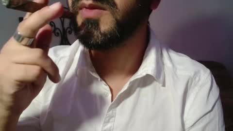 Giov online show from November 2025 05:13:01 PM