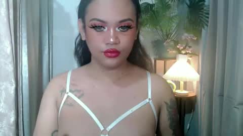 Bella Shamara Odett online show from October 2025 11:18:01 AM