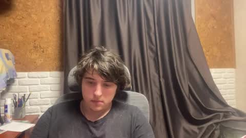 Snapshot of unholy_heat chatting on May 2026 10:07:01 PM Anri online show from May 2026 10:07:01 PM