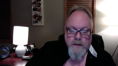 Snapshot of up2later chatting on January 2025 04:29:01 AM up2later online show from January 2025 04:29:01 AM