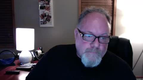 Snapshot of up2later chatting on February 2025 02:51:01 AM up2later online show from February 2025 02:51:01 AM