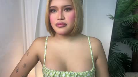 Snapshot of ur_bombshellpatty chatting on May 2026 05:29:02 PM ur_bombshellpatty online show from May 2026 05:29:02 PM