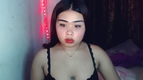 Snapshot of ur_dream_girl_vanessa chatting on November 2025 12:16:01 PM Vanessa online show from November 2025 12:16:01 PM