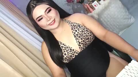 Snapshot of ur_greatest_obsession chatting on January 2026 03:39:01 PM KENDRA CUTIEE online show from January 2026 03:39:01 PM