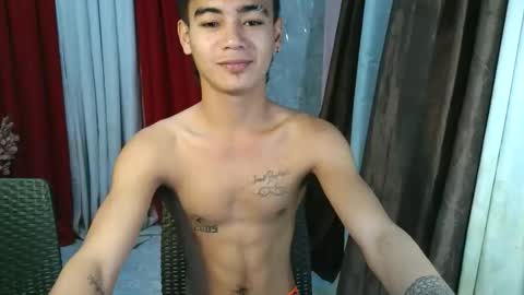 ur_naughtyboy_raphael online show from September 2025 08:18:01 AM