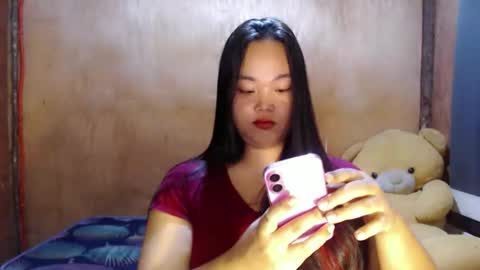 Snapshot of urasian_hotchix69 chatting on May 2026 12:39:01 AM Lycah online show from May 2026 12:39:01 AM
