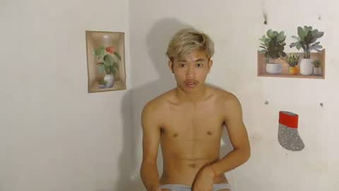 urasian_jomarie online show from April 2026 08:25:02 PM