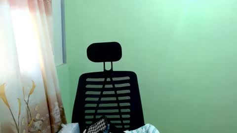 urasian_joy online show from October 2025 04:22:02 AM