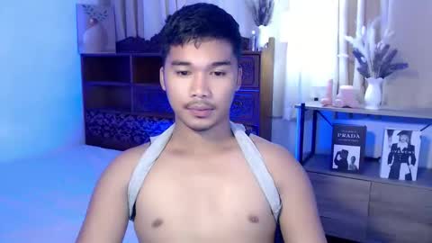 Snapshot of urasian_jpxx chatting on May 2026 10:10:01 AM JAMES online show from May 2026 10:10:01 AM