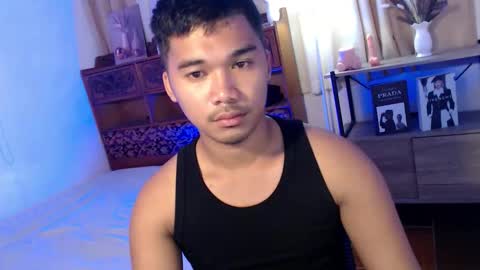 Snapshot of urasian_jpxx chatting on May 2026 03:52:02 PM JAMES online show from May 2026 03:52:02 PM