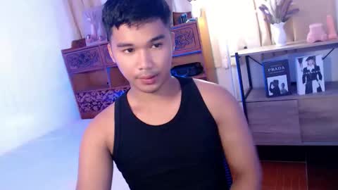 Snapshot of urasian_jpxx chatting on May 2026 07:58:02 AM JAMES online show from May 2026 07:58:02 AM