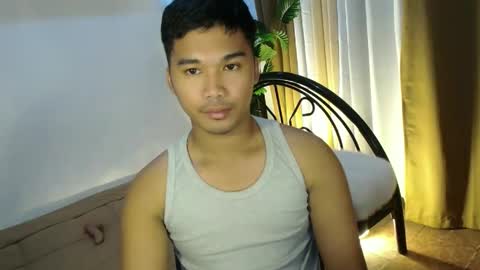 Snapshot of urasian_jpxx chatting on May 2026 10:22:02 AM JAMES online show from May 2026 10:22:02 AM