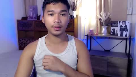 Snapshot of urasian_jpxx chatting on May 2026 10:59:02 PM JAMES online show from May 2026 10:59:02 PM