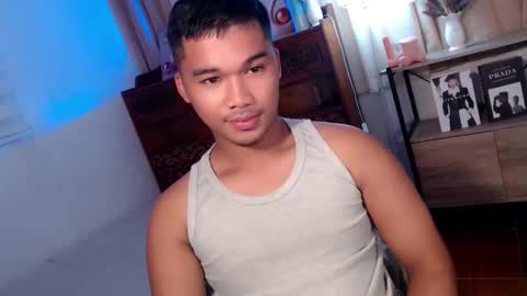 Snapshot of urasian_jpxx chatting on June 2026 07:14:02 AM JAMES online show from June 2026 07:14:02 AM