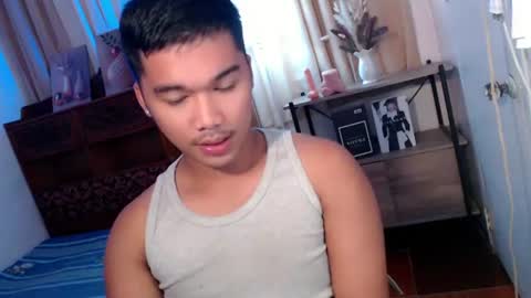 Snapshot of urasian_jpxx chatting on June 2026 09:24:01 PM JAMES online show from June 2026 09:24:01 PM
