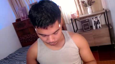 Snapshot of urasian_jpxx chatting on June 2026 10:15:01 AM JAMES online show from June 2026 10:15:01 AM