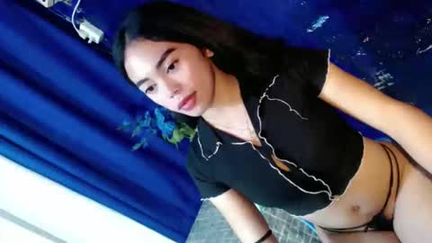 Snapshot of urasiangirl01 chatting on February 2026 08:07:01 PM yesha online show from February 2026 08:07:01 PM