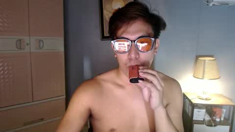 Snapshot of urasianwanker chatting on November 2025 07:06:02 AM urasianwanker online show from November 2025 07:06:02 AM