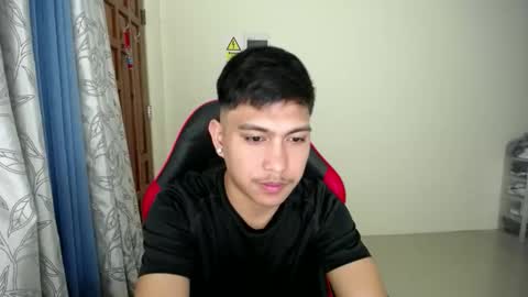 Dannie online show from December 2025 08:02:01 PM