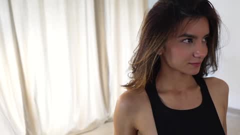 Linda Restrepo online show from December 2024 06:23:02 PM