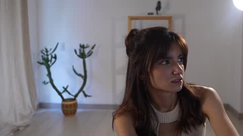 Linda Restrepo online show from December 2024 10:04:01 PM