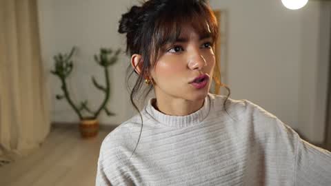 Linda Restrepo online show from January 2025 11:22:02 PM