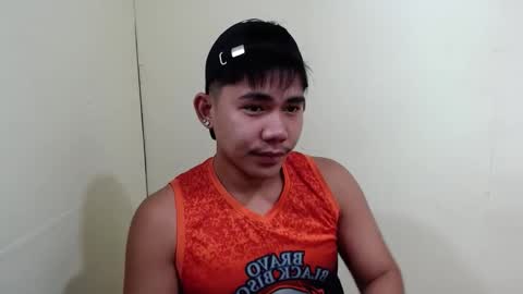 Snapshot of urcutie_asianboy chatting on September 2025 08:06:02 AM KEN online show from September 2025 08:06:02 AM
