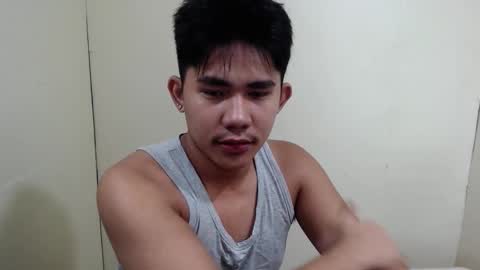 Snapshot of urcutie_asianboy chatting on November 2025 09:55:02 AM KEN online show from November 2025 09:55:02 AM