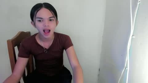 urdoll_alliah online show from May 2026 06:05:01 PM