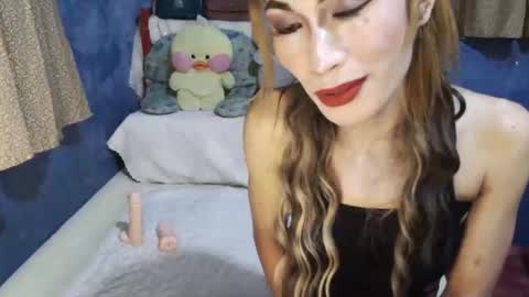 Hot Angel online show from December 2025 10:01:01 AM