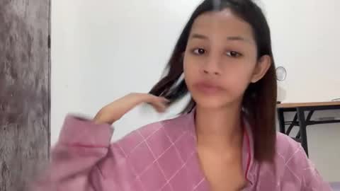 urdream_girl8 online show from February 2026 05:59:02 AM