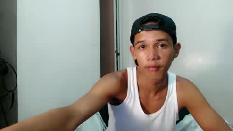 Snapshot of urdreamboy_clarin chatting on June 2026 06:54:01 PM urdreamboy_clarin online show from June 2026 06:54:01 PM
